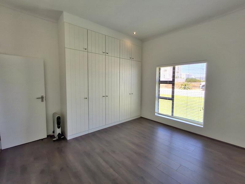 3 Bedroom Property for Sale in Flagship Western Cape